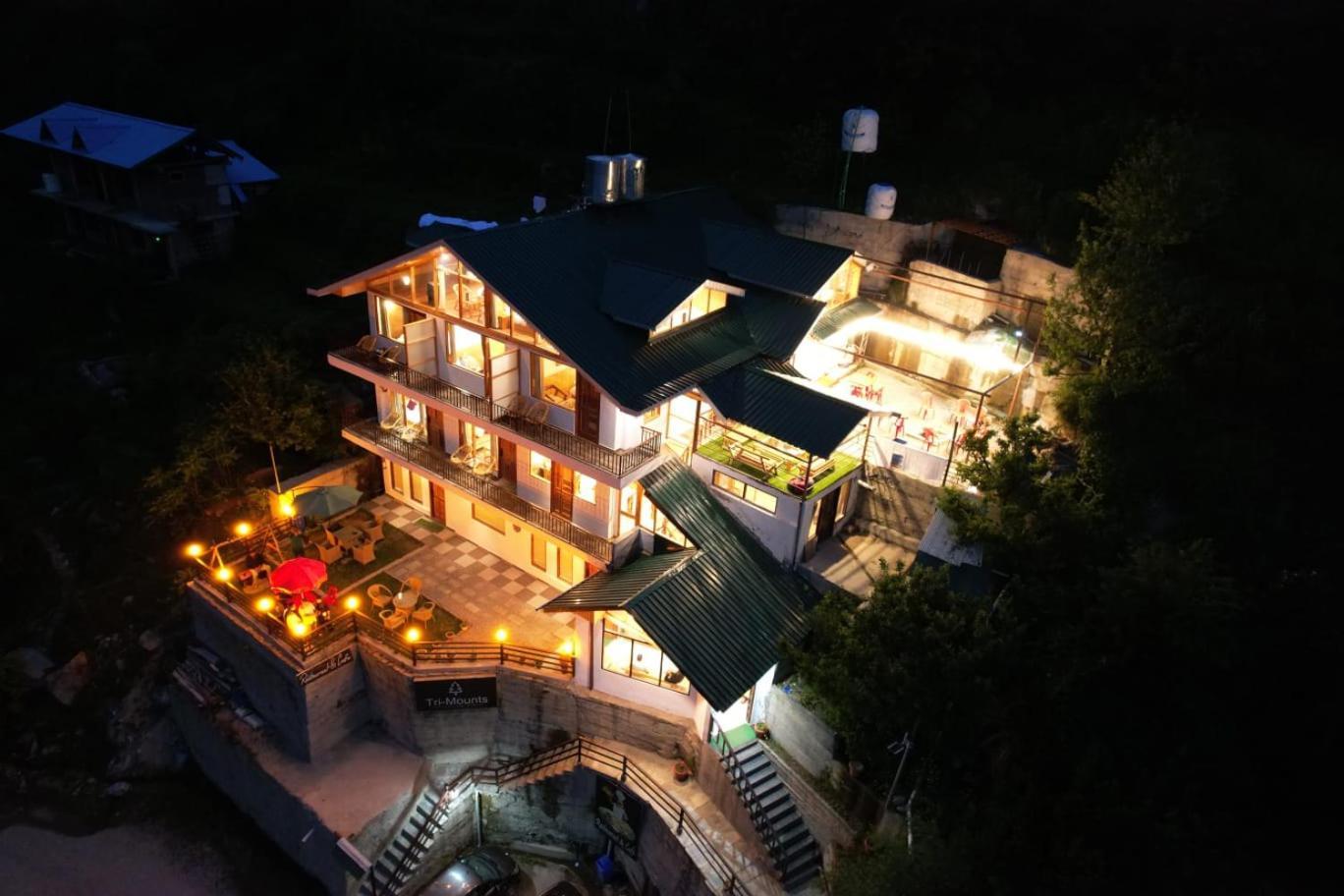 Trimounts-A Boutique Hotel & Wellnes Center In Tirthan Valley Banjār 外观 照片
